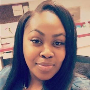 Meet your Posher, Brittni